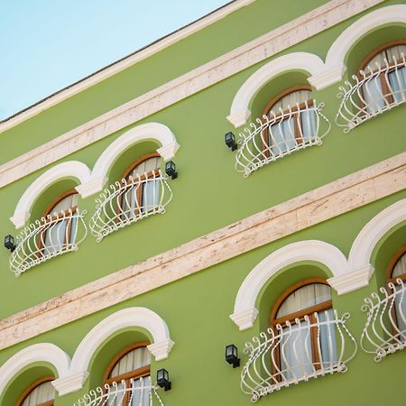 Riviera Hotel-City Center Vlore Bagian luar foto